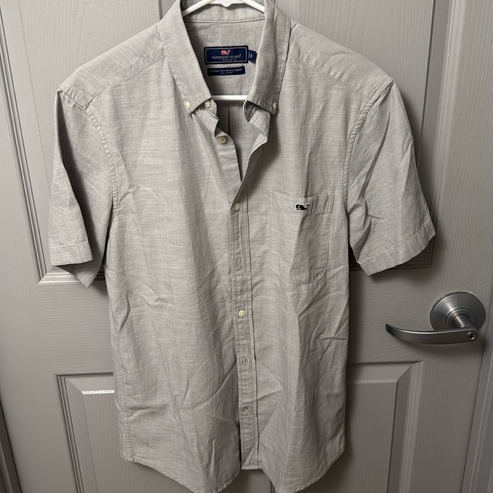 Vineyard Vines cotton Shirt small Classic Fit whale Short Sleeve Button Up nwot